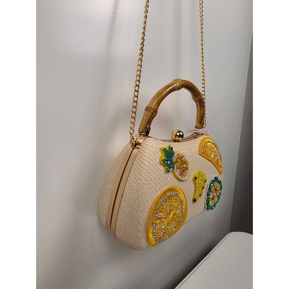 Haute Hippie Beaded Fruit Straw Clutch Crossbody Bamboo Handle Bag Natural NEW - Picture 3 of 13